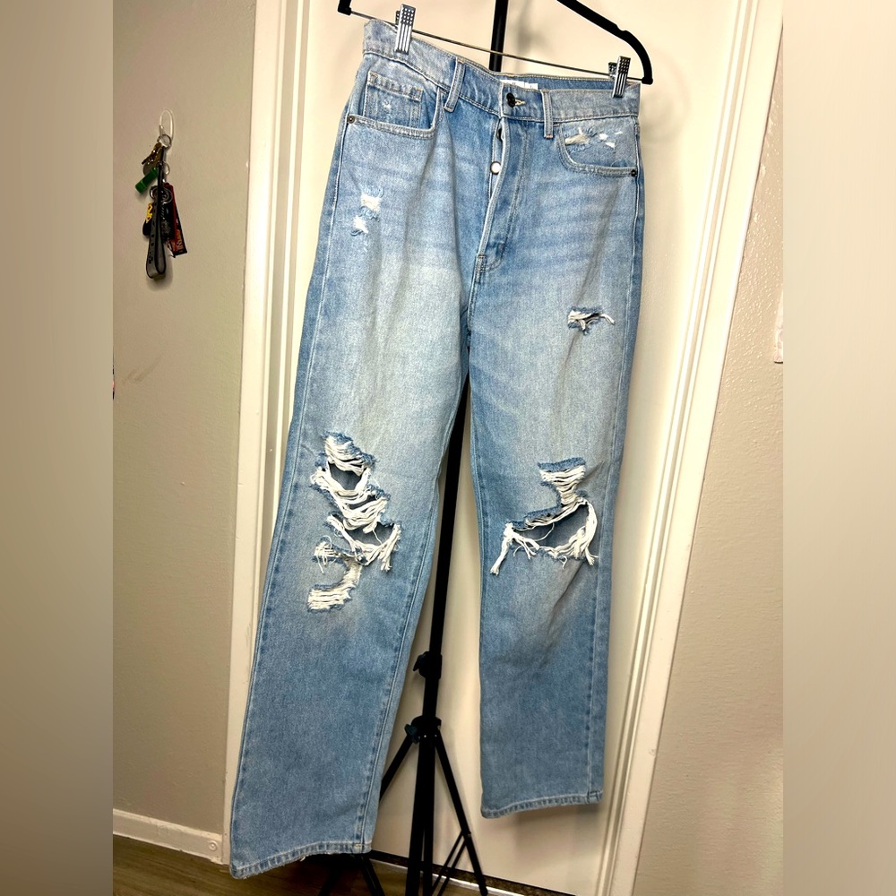 Women’s Baggy ripped washed jeans